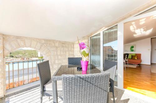 Apartments Ruzica