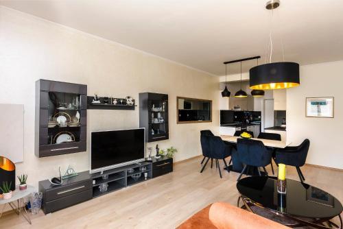 Apartment Golden Oasis