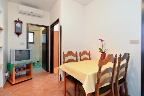 Apartments Segio 1803