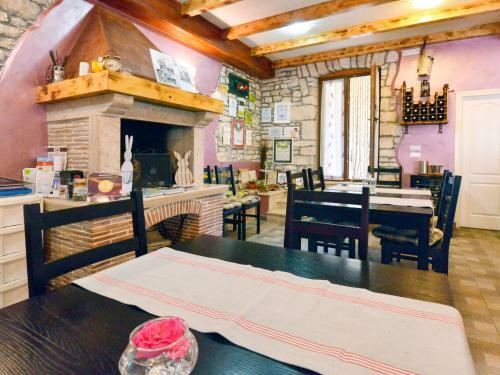 Holiday Home Bozac - Voj100