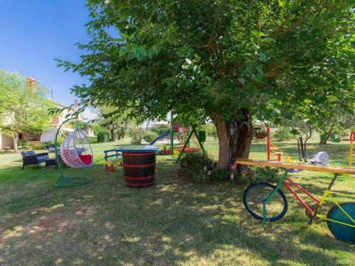 Holiday Home Bozac - Voj100