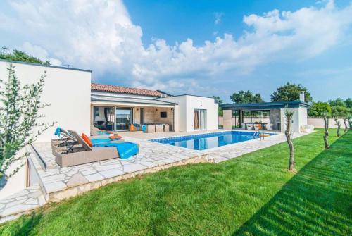 Villa Serenity Garden