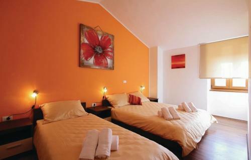 Villa Zara With Pool, Sauna, Gym And Game Room