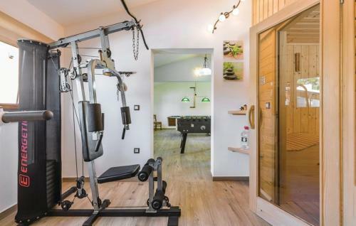 Villa Zara With Pool, Sauna, Gym And Game Room