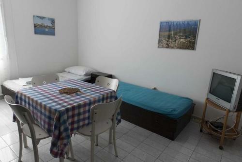 Hostal Apt And Rooms Alijam - Parking
