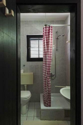 Hostal Apt And Rooms Alijam - Parking