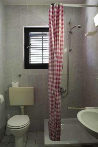 Hostal Apt And Rooms Alijam - Parking