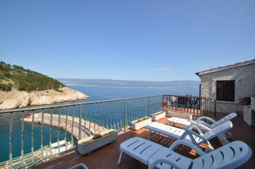 Holiday Home Bernardica - On Cliffs