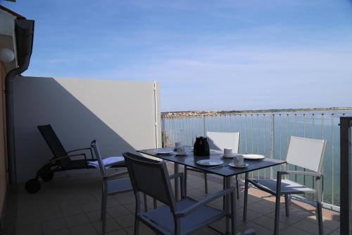 Mk | Apartments Nin