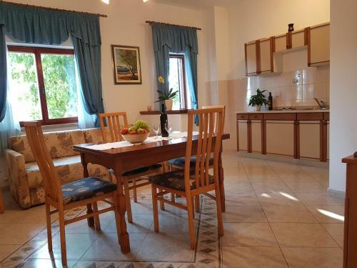 Cozy Apartment Mandula