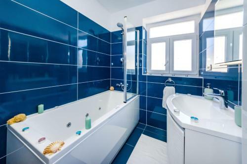 Apartamentos Ema 2br Apt. In Old Town Centre
