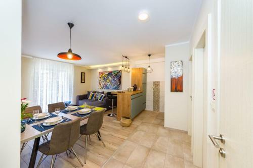 Apartamentos Ema 2br Apt. In Old Town Centre