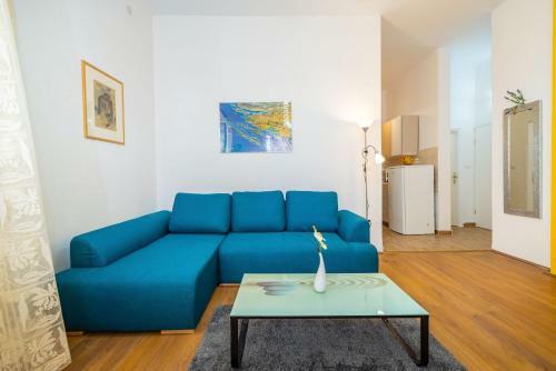 History Apartments Center