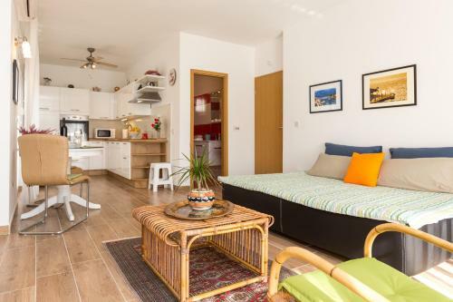 Apartments Emzi