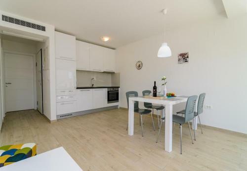 Apartamento Apts Mali Princ - Modern And Comfortable