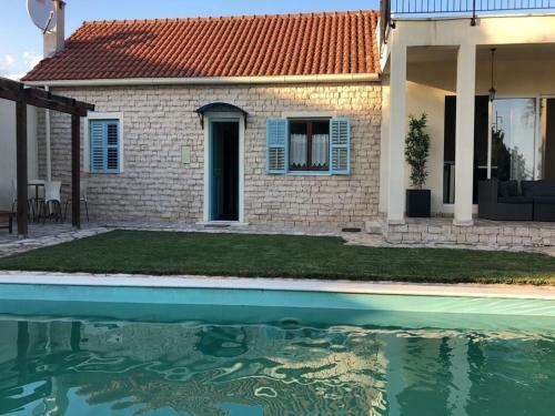 Attractive Holiday Home In Zadar With Private Swimming Pool