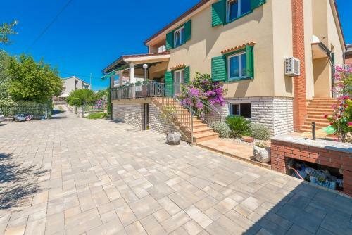 Villa Lux Nina With Six Bedrooms, Private Pool, Sauna