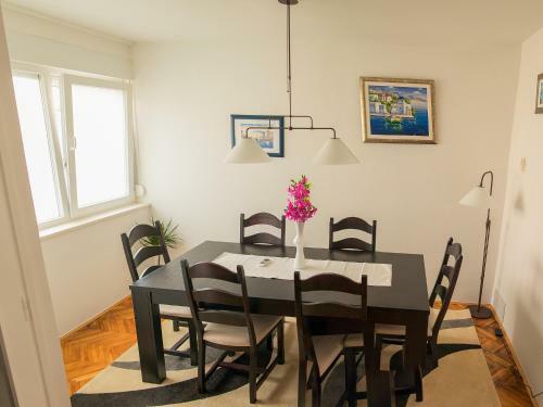 Hostal Bibero Apartments