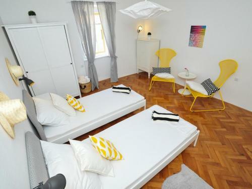 Hostal Bibero Apartments