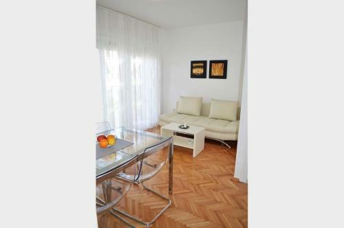Apartments Kata - Close To Beach