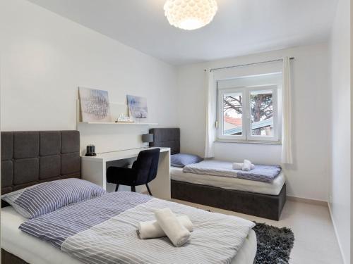 Modern Apartment In Zadar With Garden