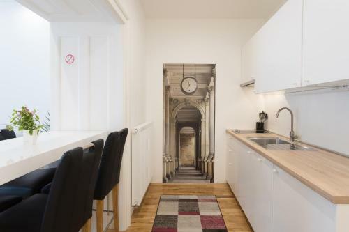 Apartamento Spacious And Modern Central Triplex- Free Parking!