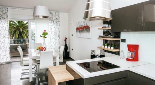 Luxurious Apartment Petani