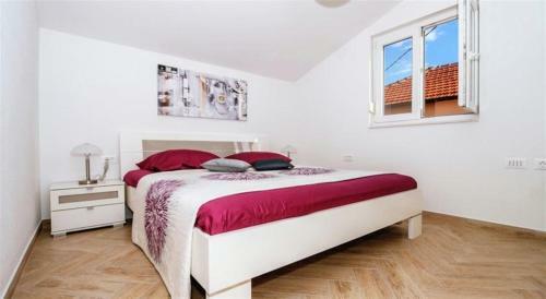 Luxurious Apartment Petani