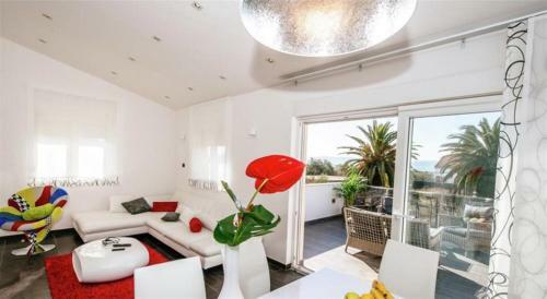 Luxurious Apartment Petani