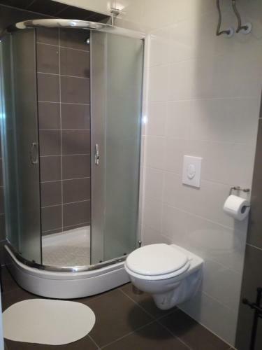 Hostal Studio Apartment Adro In The Center With Parking