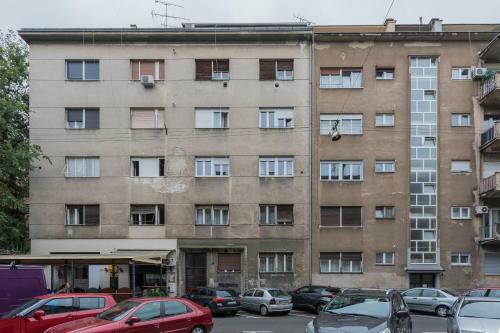 Spacious 2bdr Apartment Few Steps From City Center