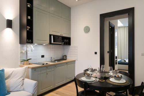 Design Triplex Apartment For Big Group-city Center