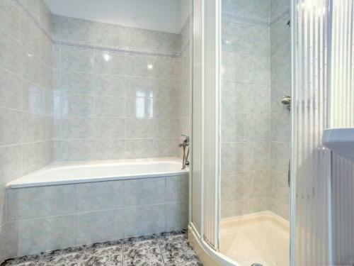 Hostal Apartments Siparis With Pool