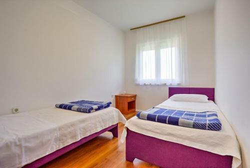 Hostal Apartments Siparis With Pool