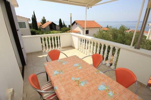 Apartment Glory-80m From Beach