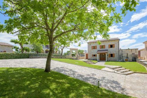 Villa Stauri