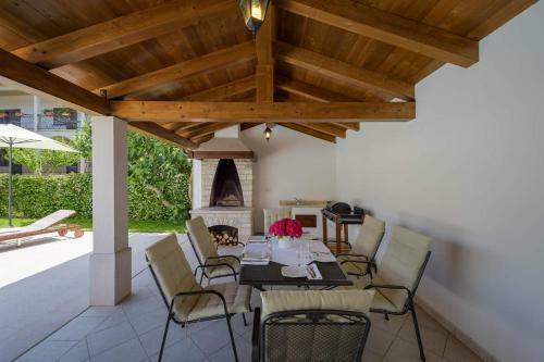 Villa Stauri