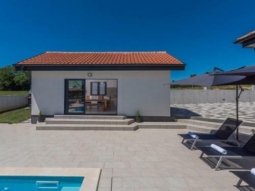 New And Modern Villa With Private Pool And Summer Kitchen In Central Istria