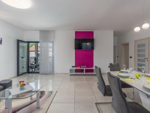 New And Modern Villa With Private Pool And Summer Kitchen In Central Istria