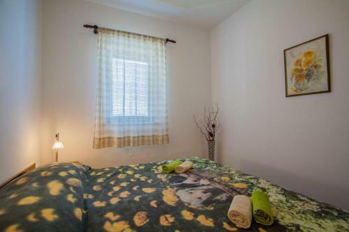 Hostal Beautiful Beachfront Apartments Komesic