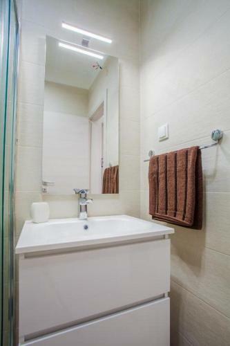Hostal Beautiful Beachfront Apartments Komesic
