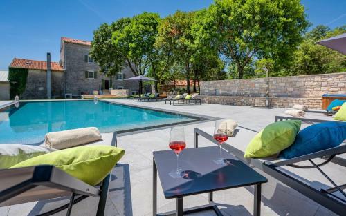 Hostal Relais And Wine San Tommaso