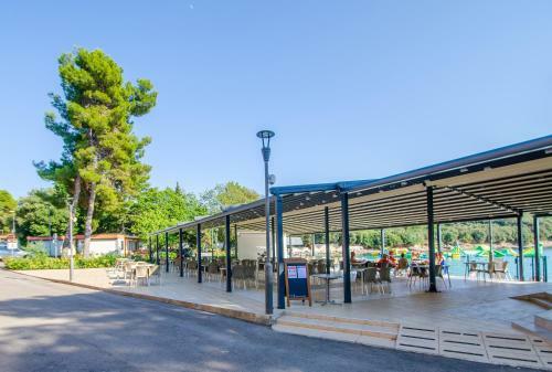 Centinera Apartments