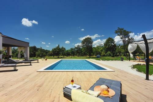 Villa Radola Residence