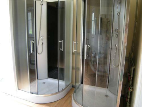 Hostal Guesthouse Airava