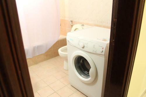 Flora Park Hotel Apartment