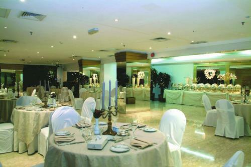 Mirage Suites Hotel
