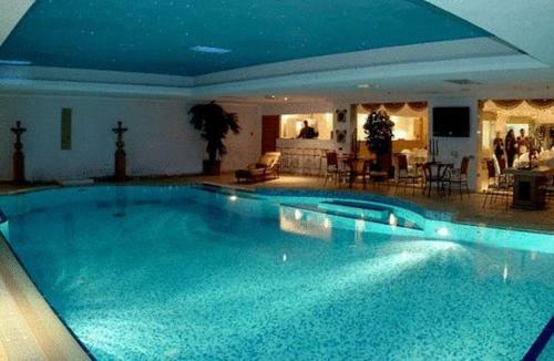 Mirage Suites Hotel