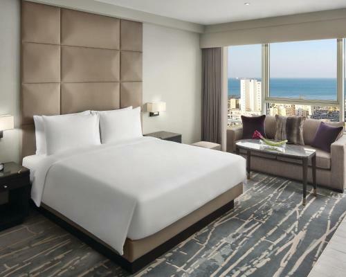 Hotel Al Manshar Rotana - Kuwait