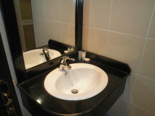Apartamentos Marina Royal Hotel Suite
